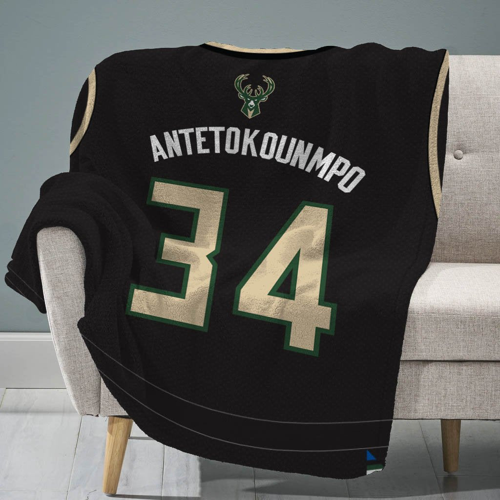 Milwaukee Bucks Giannis Antetokounmpo 60” x 80” Plush Jersey Blanket