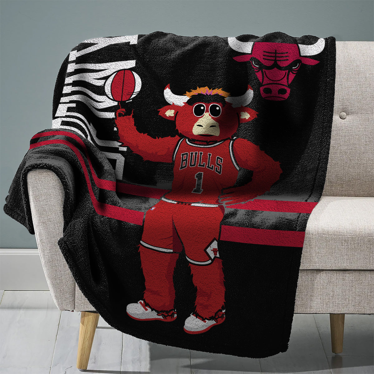 Chicago Bulls Benny the Bull Mascot 60” x 80” Plush Blanket