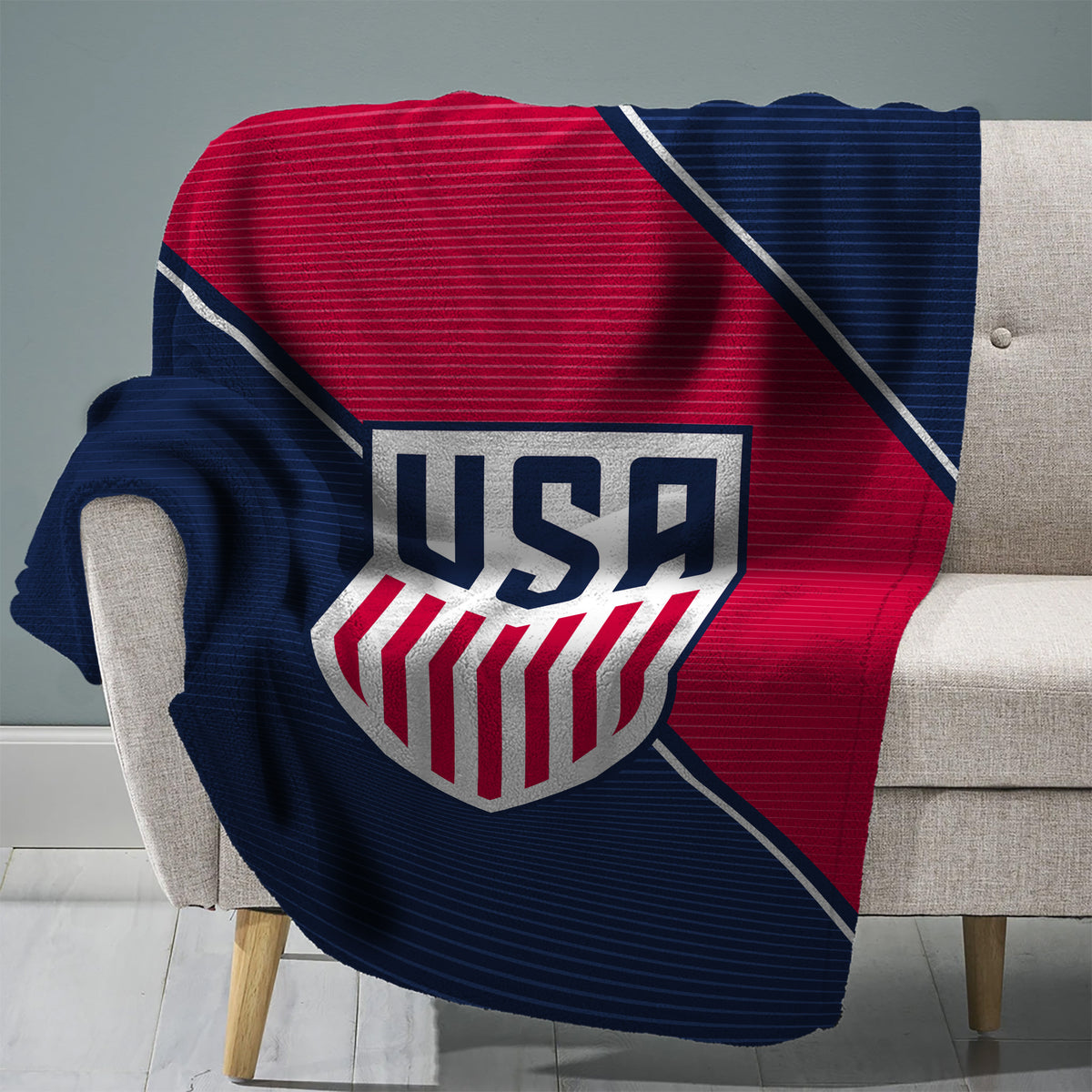 US Soccer Federation Logo 60” x 80” Raschel Plush Throw